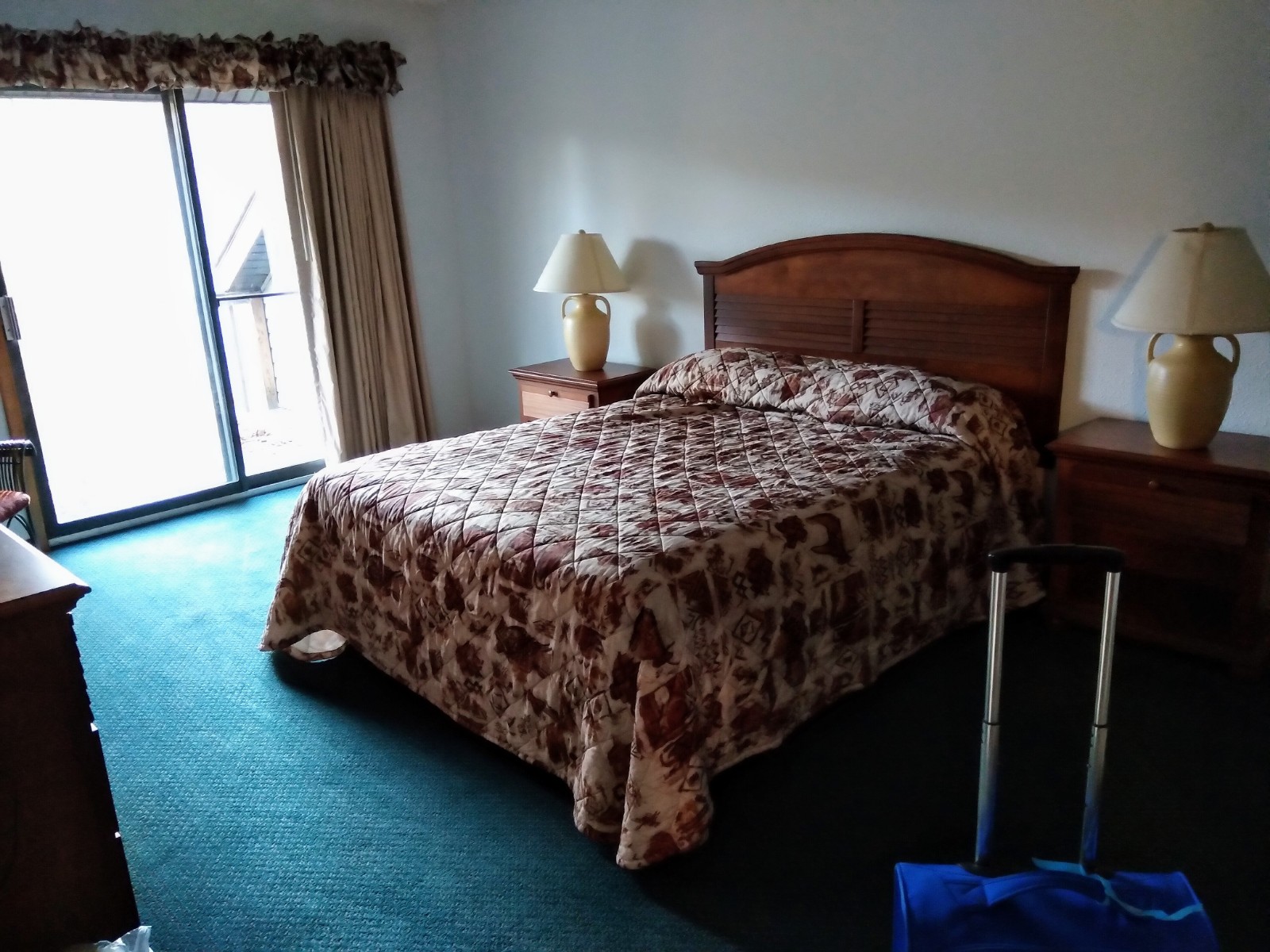 Loading Resort Image...